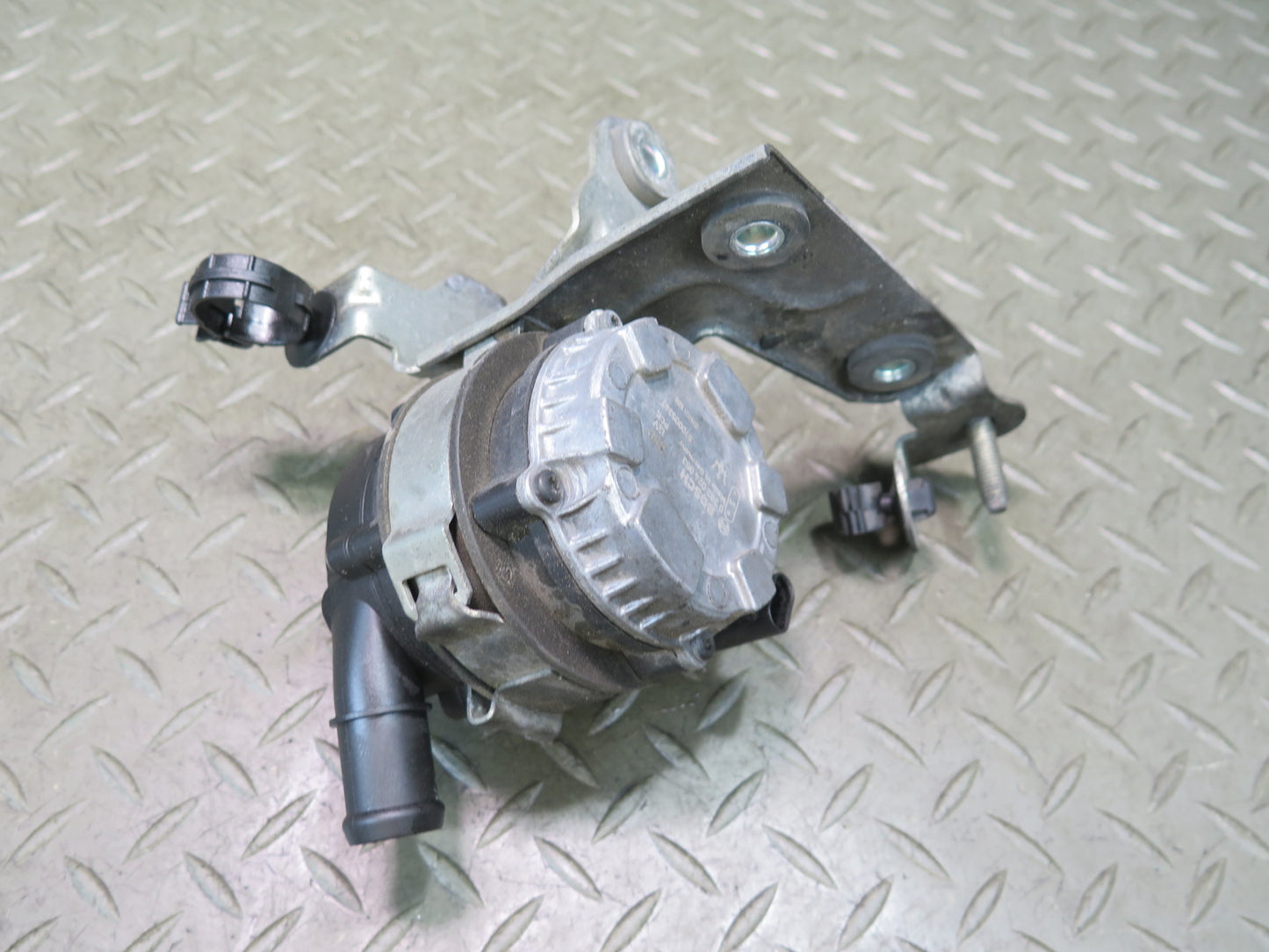 2014-2017 Maserati Ghibli M157 Secondary Auxiliary AUX Coolant Water Pump