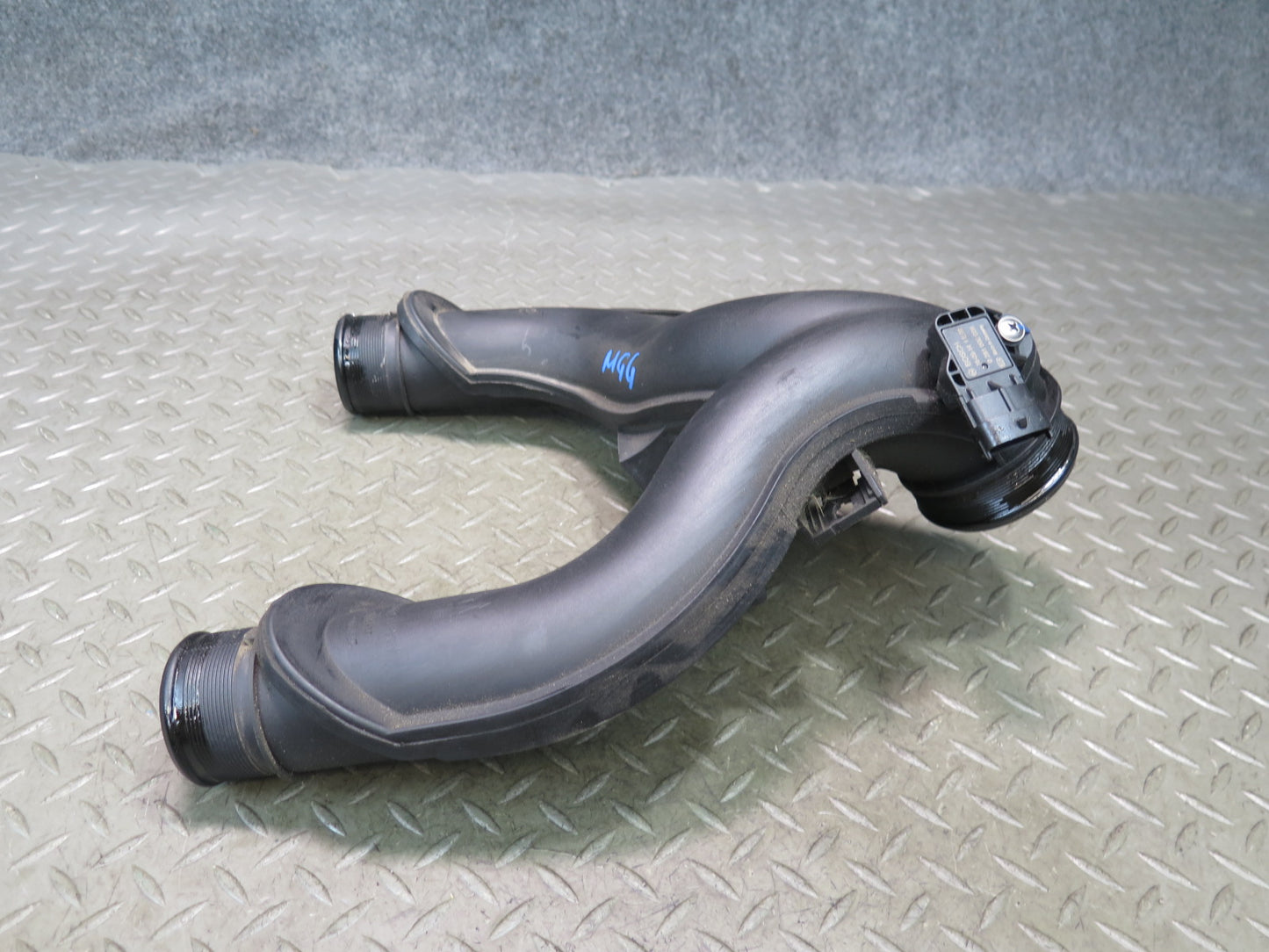 2014-2020 Maserati Ghibli M157 Air Intake Duct Tube Line w Sensor