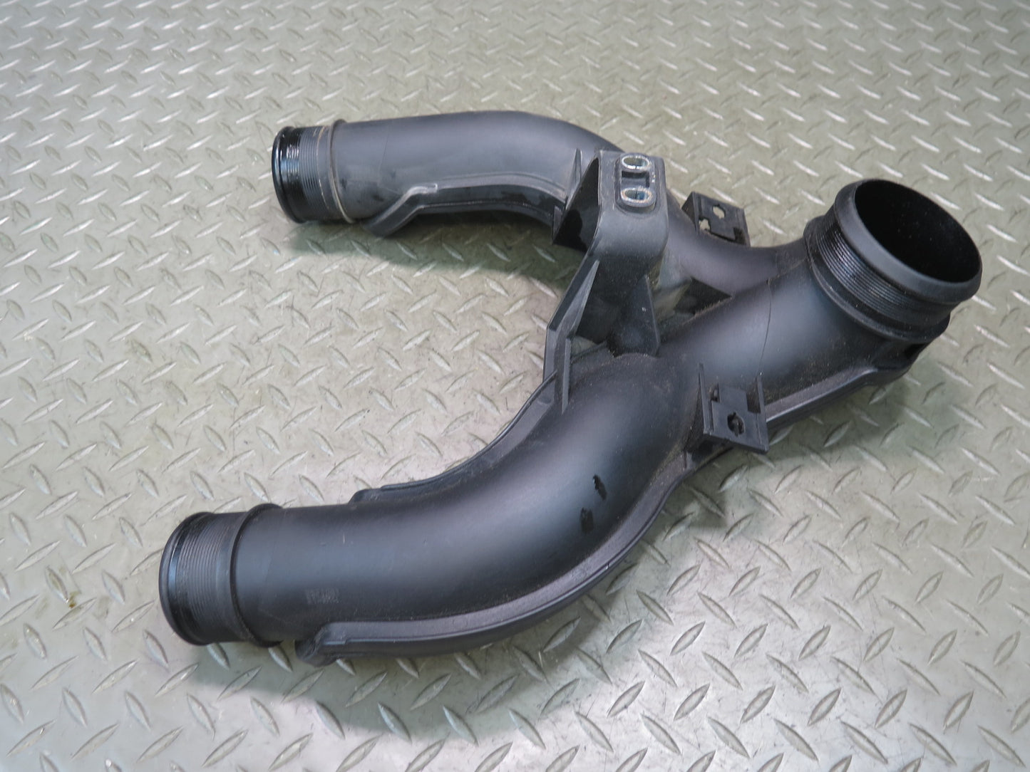 2014-2020 Maserati Ghibli M157 Air Intake Duct Tube Line w Sensor