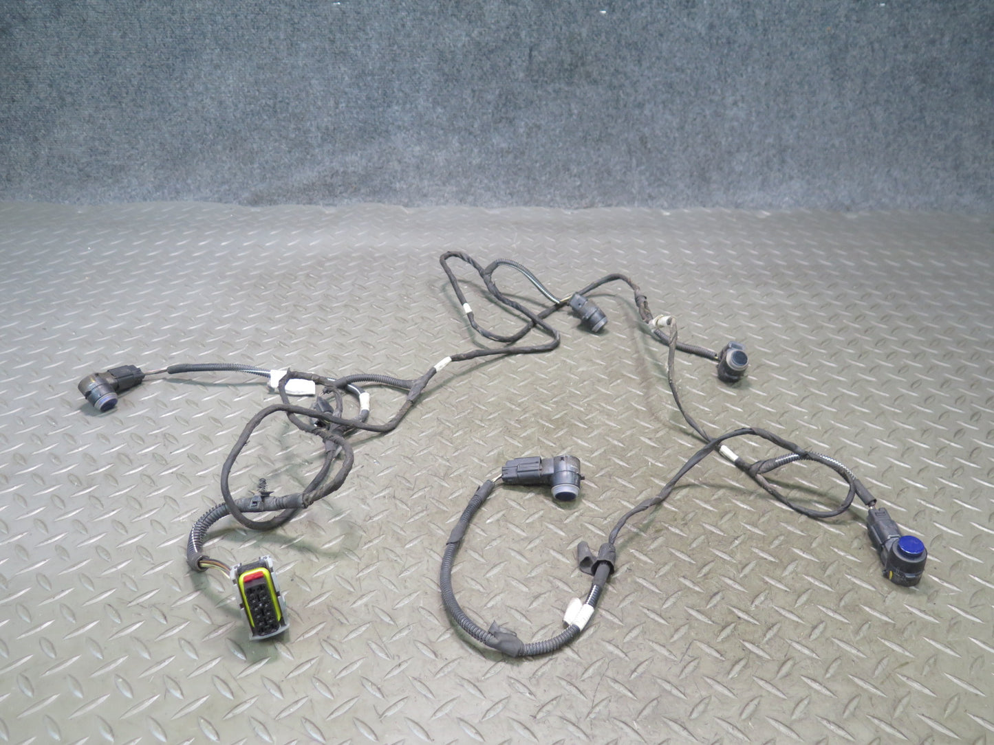2014-2017 Maserati Ghibli M157 Front Bumper PDC Parking Sensor Wiring Set