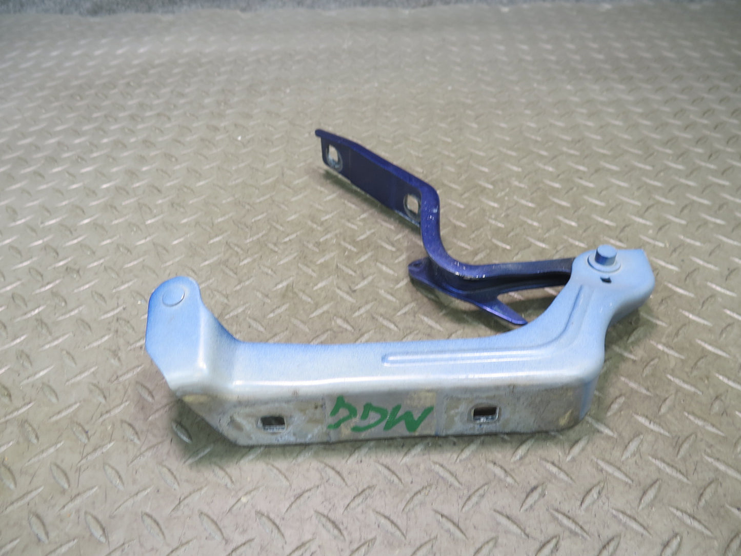 2014-2020 Maserati Ghibli M157 Front Left & Right Hood Hinge Set of 2