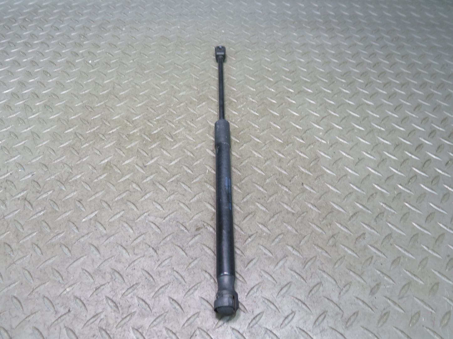 2014-2020 Maserati Ghibli M157 Front Right Left Side Hood Bonnet Shock Strut Set