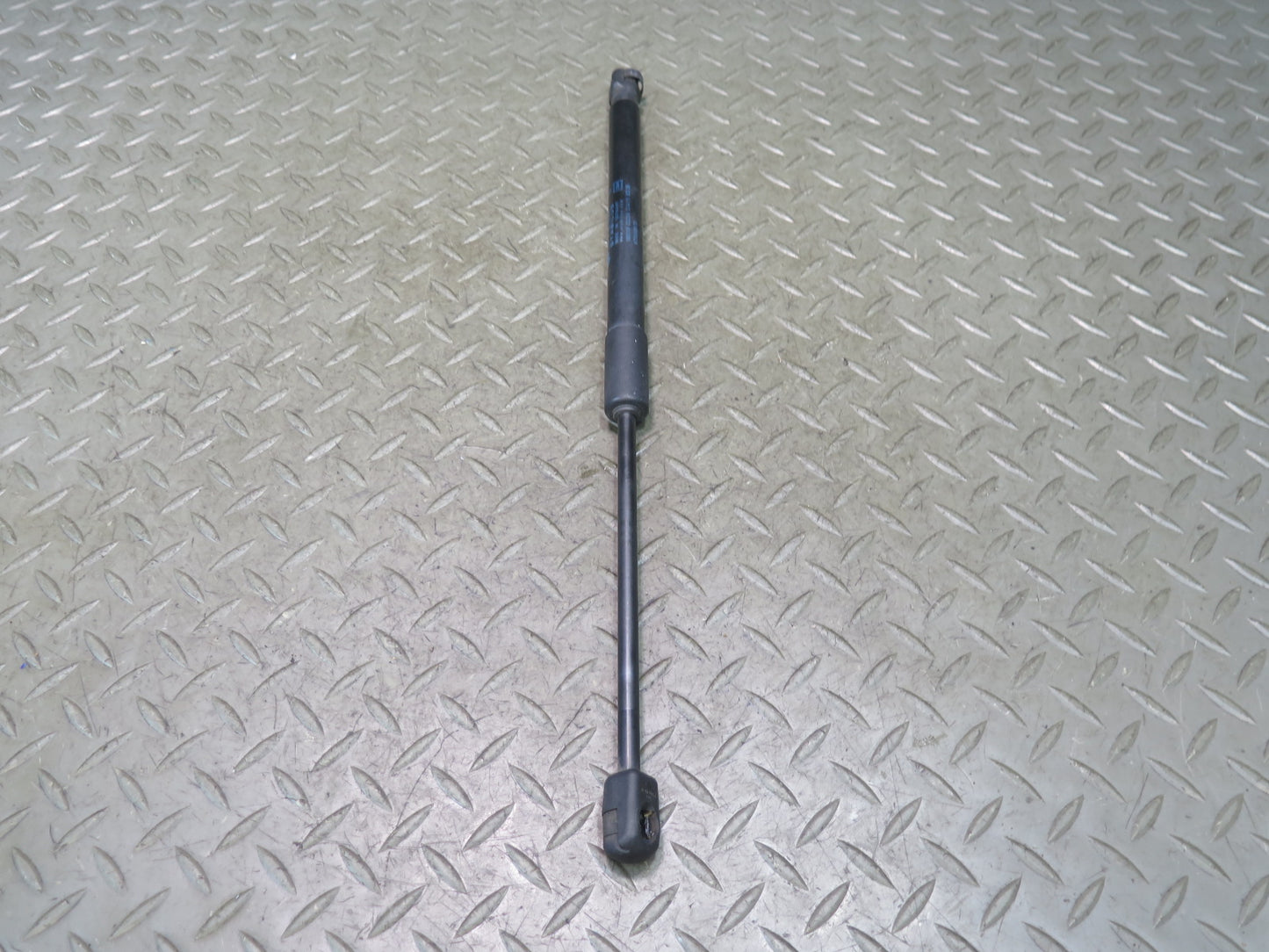 2014-2020 Maserati Ghibli M157 Front Right Left Side Hood Bonnet Shock Strut Set