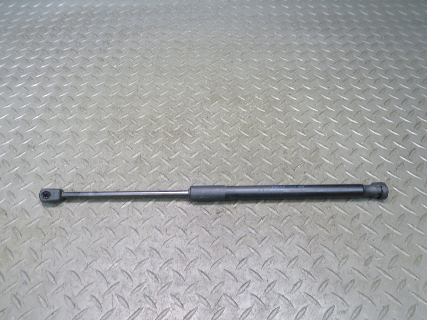 2014-2020 Maserati Ghibli M157 Front Right Left Side Hood Bonnet Shock Strut Set
