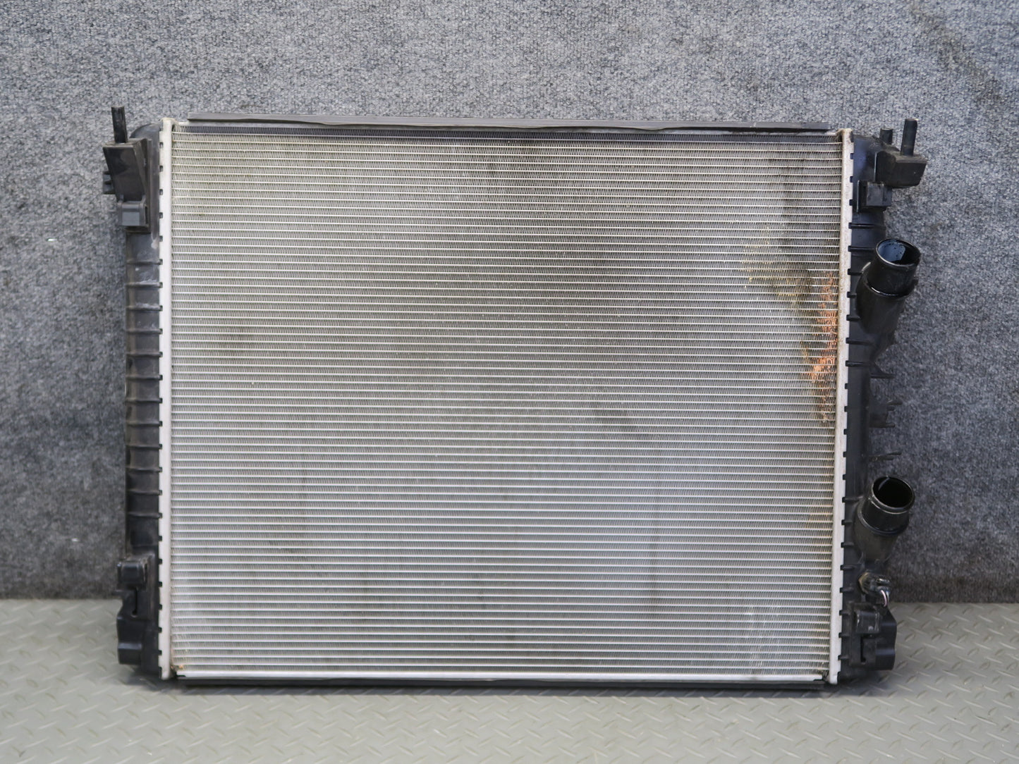 2014-2020 Maserati Ghibli M157 SQ4 Engine Coolant Cooling Water Radiator