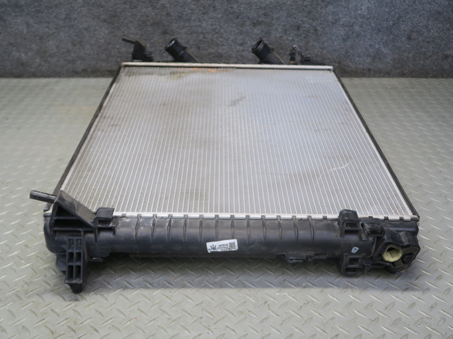 2014-2020 Maserati Ghibli M157 SQ4 Engine Coolant Cooling Water Radiator