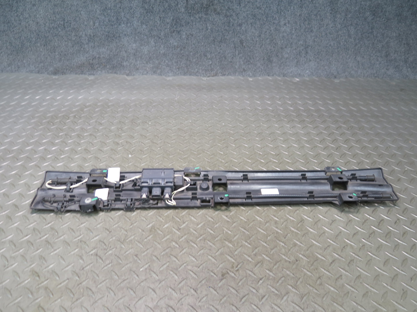 2017-2020 Maserati Ghibli M157 Rear Trunk Lid Hands Free Control Module W/ Panel