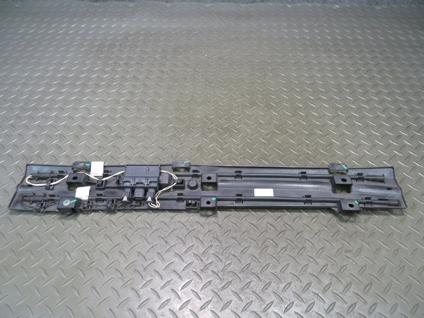 2017-2020 Maserati Ghibli M157 Rear Trunk Lid Hands Free Control Module W/ Panel