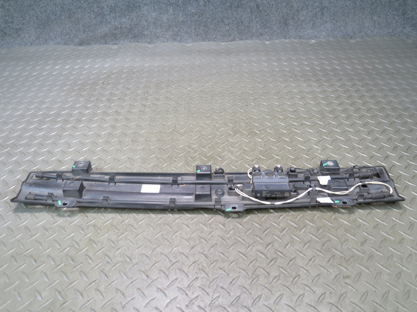 2017-2020 Maserati Ghibli M157 Rear Trunk Lid Hands Free Control Module W/ Panel