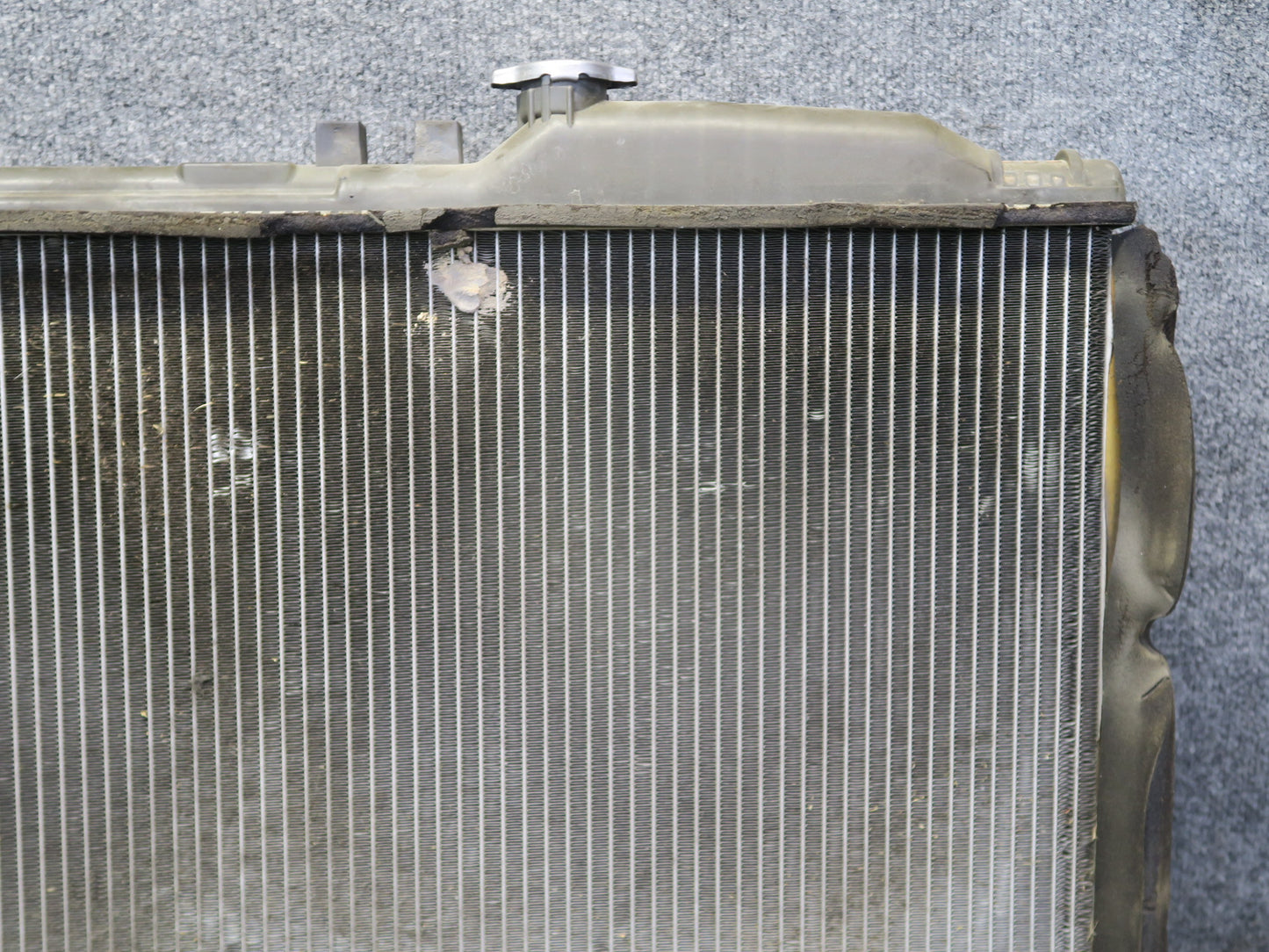 02-10 Lexus UZZ40L SC430 Engine Coolant Radiator w Cap OEM