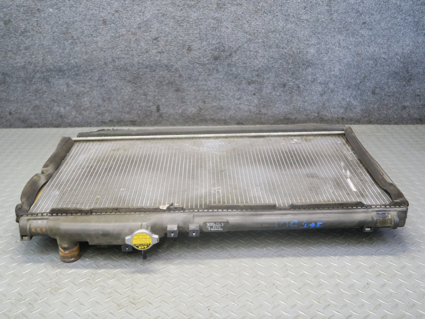 02-10 Lexus UZZ40L SC430 Engine Coolant Radiator w Cap OEM