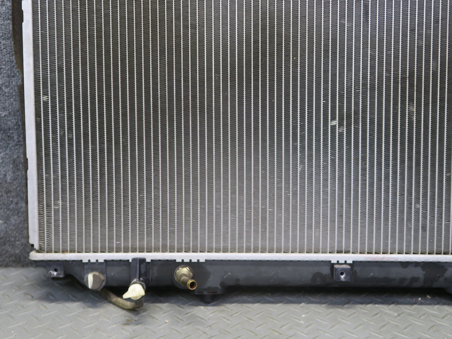02-10 Lexus UZZ40L SC430 Engine Coolant Radiator w Cap OEM