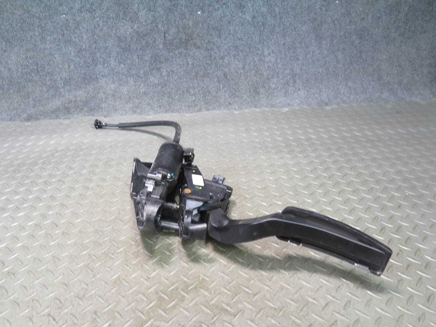 2014-2020 Maserati Ghibli M157 Gas Acceleration Pedal Throttle Sensor