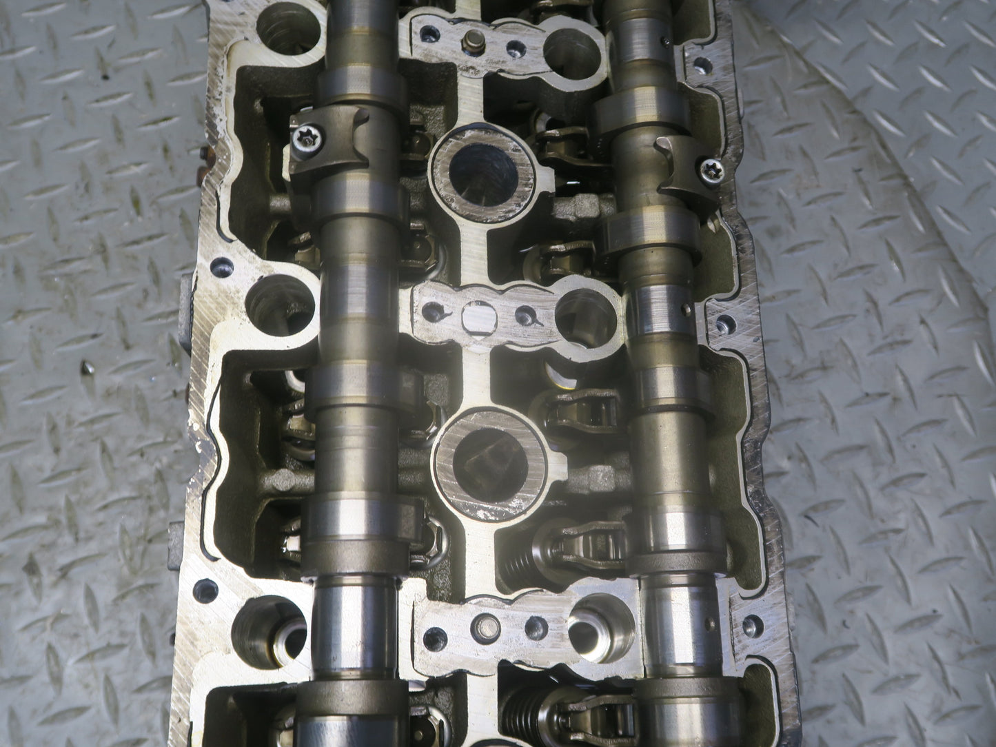 07-12 Mercedes R230 SL550 M273 273.965 Engine Right Cylinder Head 112K Miles OEM