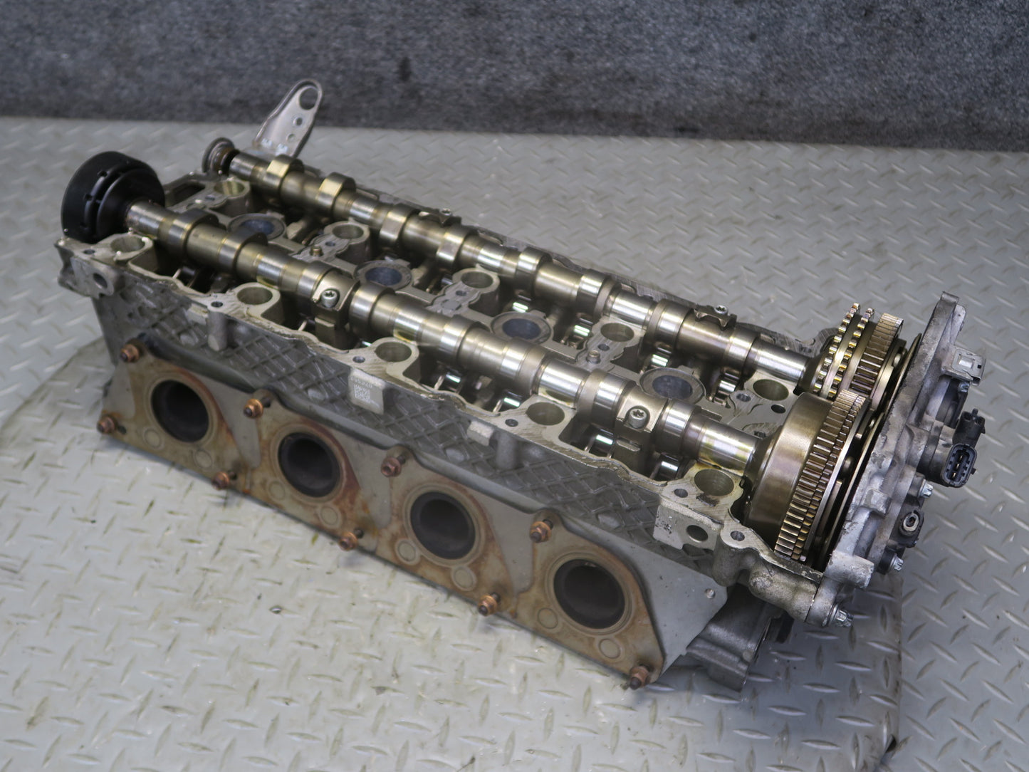 07-12 Mercedes R230 SL550 M273 273.965 Engine Right Cylinder Head 112K Miles OEM