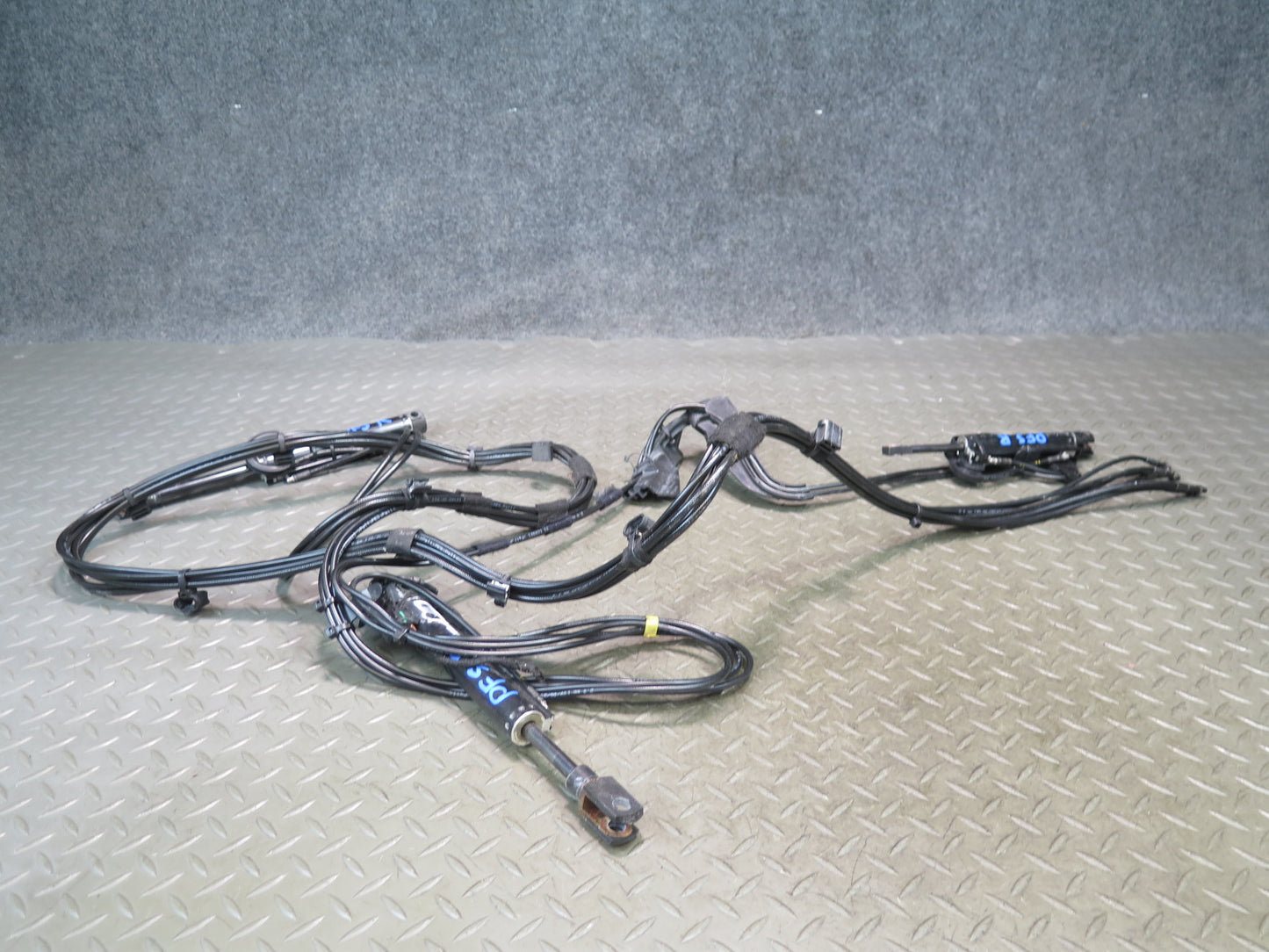 10-17 Audi A5 S5 RS5 Conv Set of 3 Right TOP Roof Hydraulic Cylinder w Hose OEM