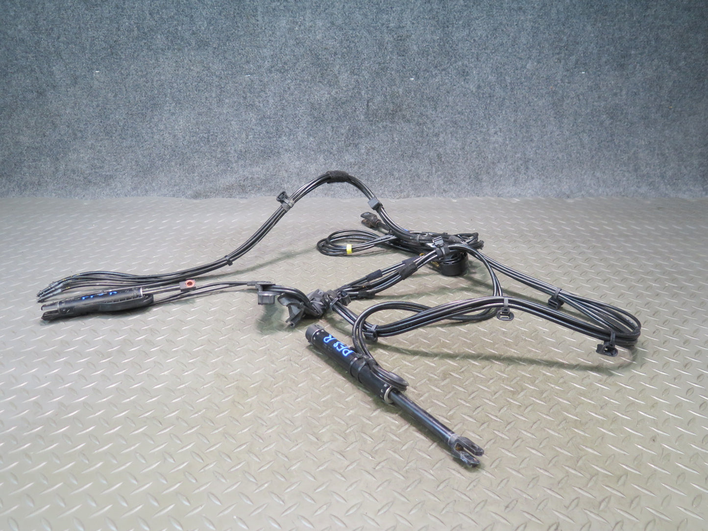 10-17 Audi A5 S5 RS5 Conv Set of 3 Right TOP Roof Hydraulic Cylinder w Hose OEM