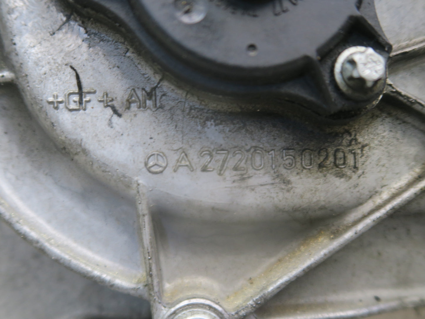 07-12 Mercedes R230 SL550 M273 273.965 Engine Left Cylinder Head 112K Miles OEM