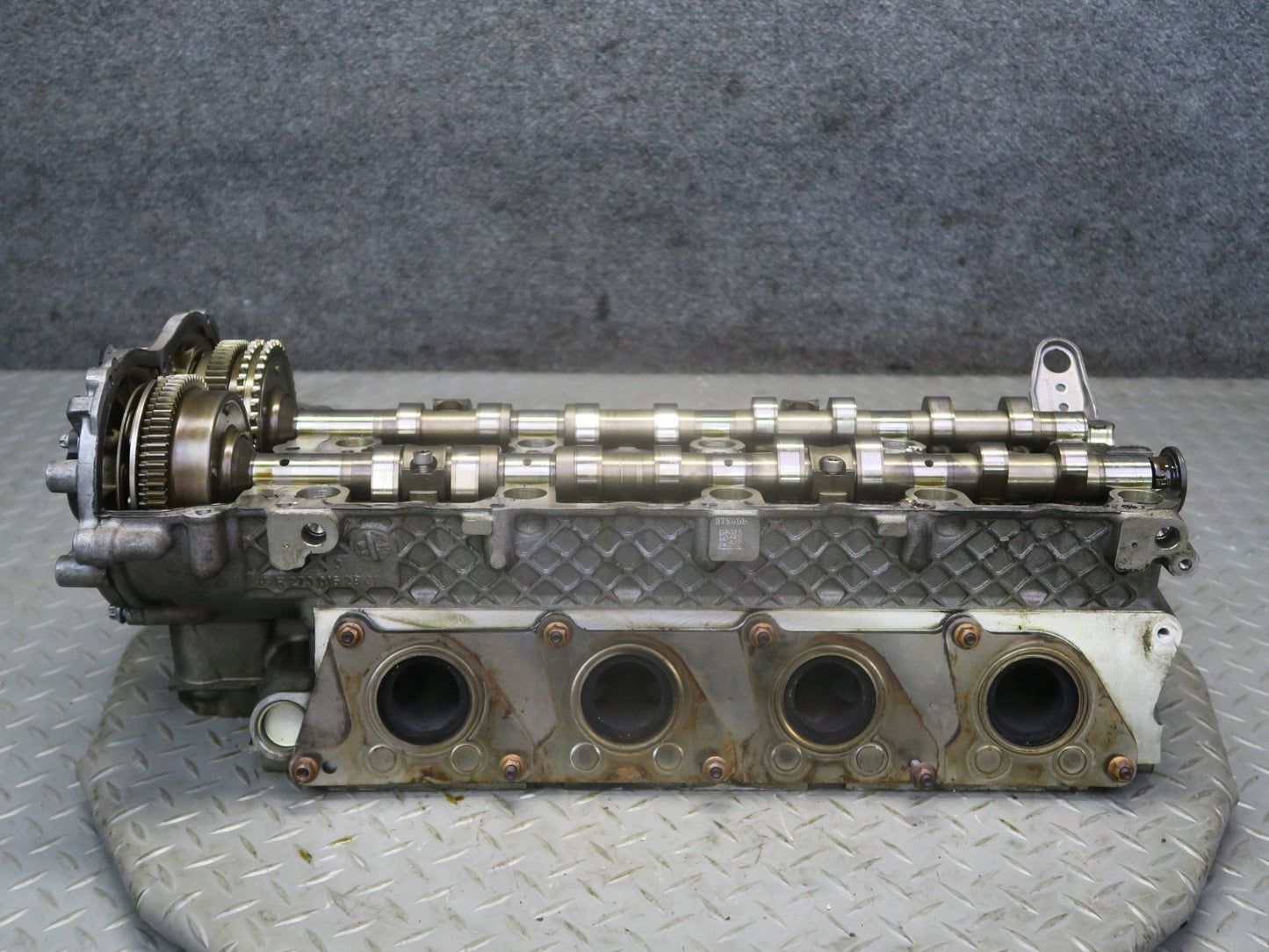 07-12 Mercedes R230 SL550 M273 273.965 Engine Left Cylinder Head 112K Miles OEM