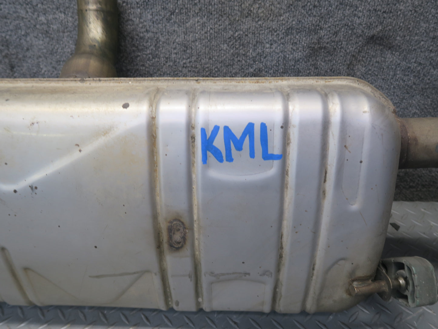 12-15 Mercedes W166 ML350 Rear Exhaust Muffler 1664900715 OEM