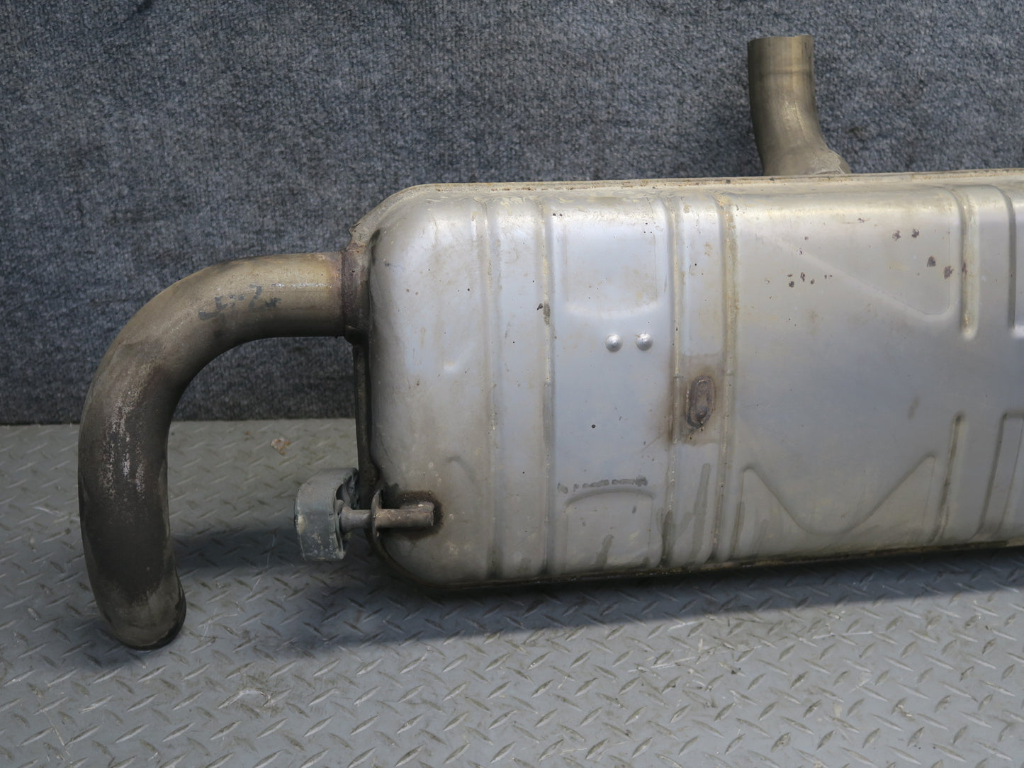 12-15 Mercedes W166 ML350 Rear Exhaust Muffler 1664900715 OEM