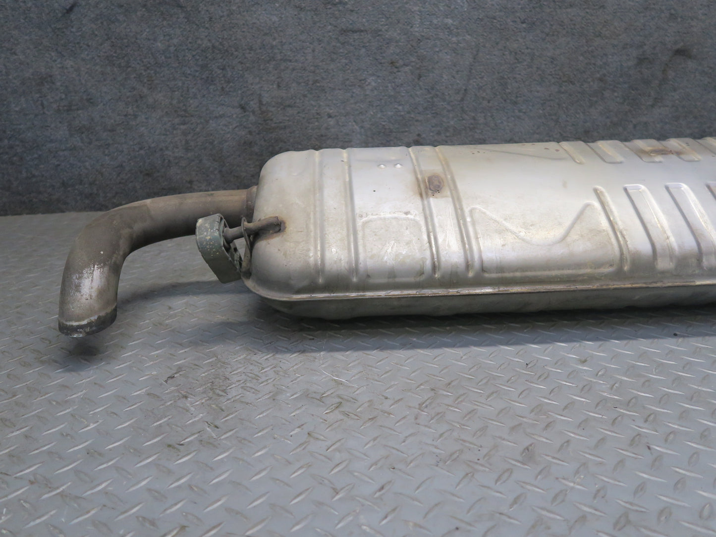 12-15 Mercedes W166 ML350 Rear Exhaust Muffler 1664900715 OEM