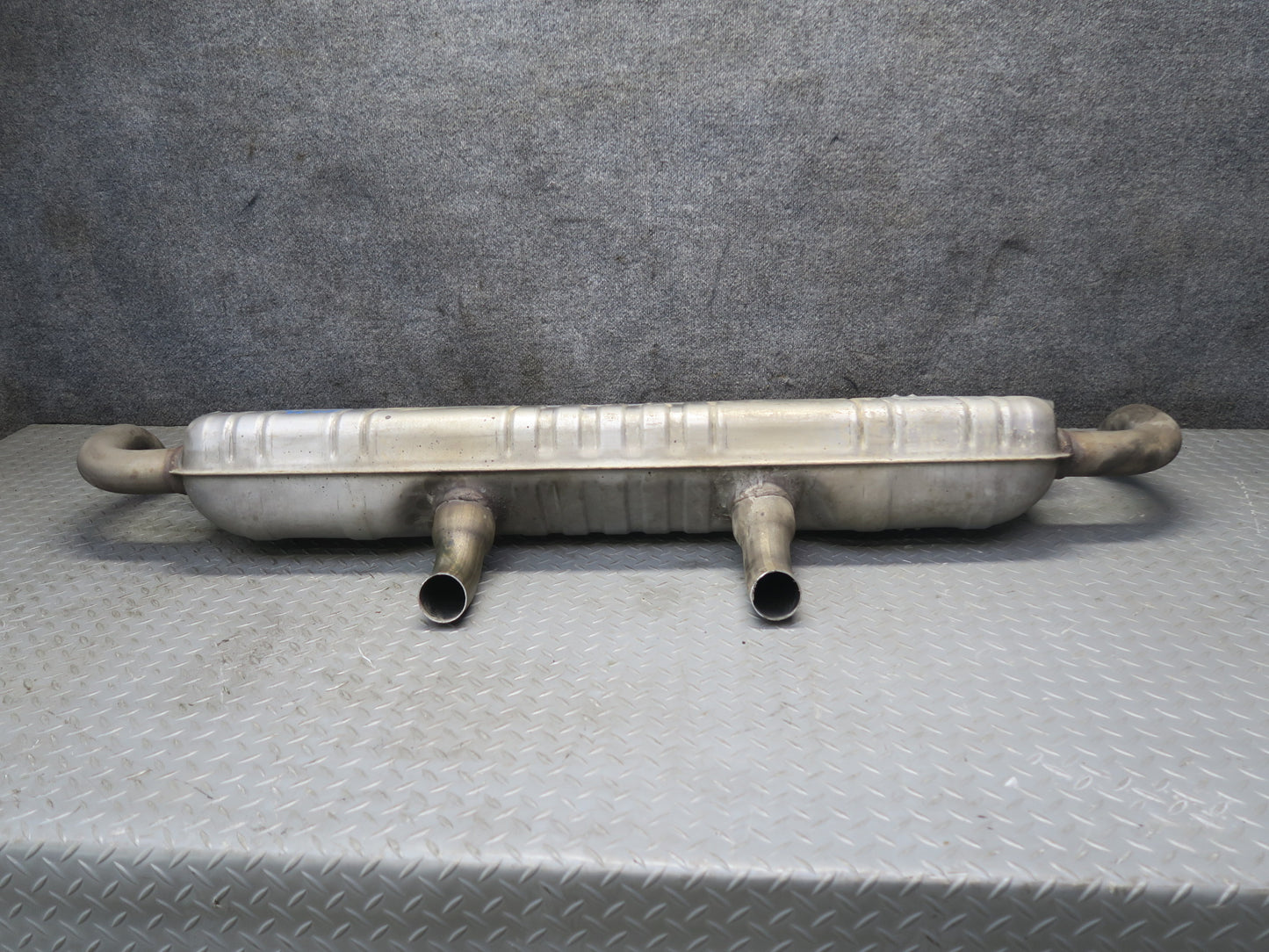 12-15 Mercedes W166 ML350 Rear Exhaust Muffler 1664900715 OEM