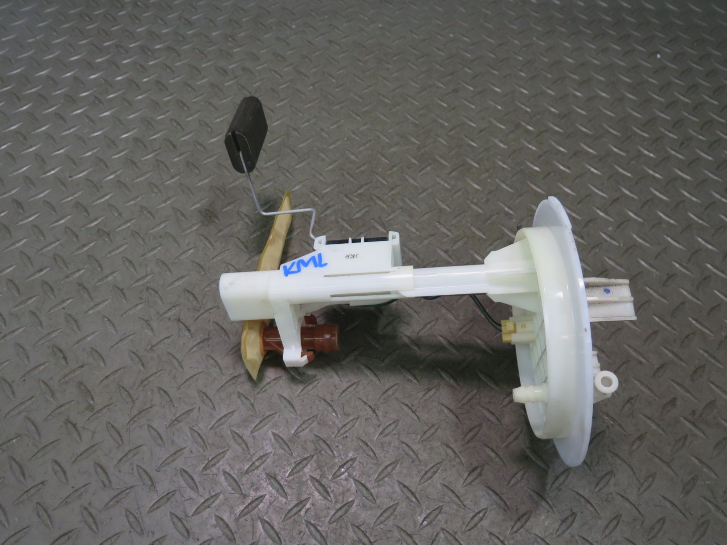 12-15 Mercedes W166 ML350 Set of 2 Fuel Pump Level Sensor Sending Unit OEM