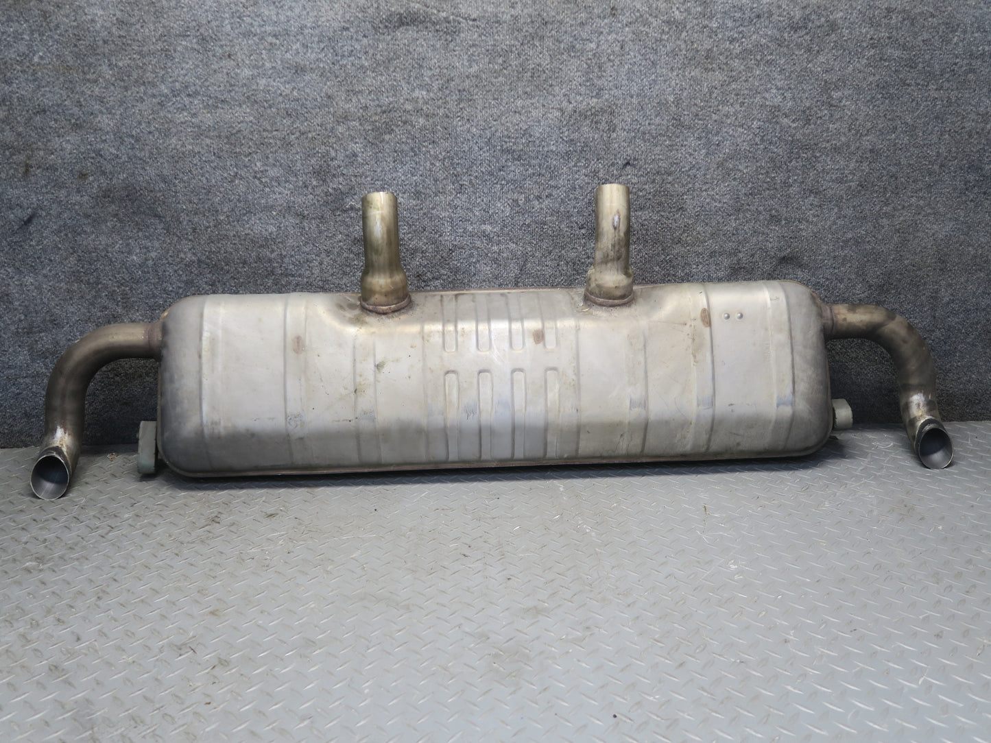 12-15 Mercedes W166 ML350 Rear Exhaust Muffler 1664900715 OEM