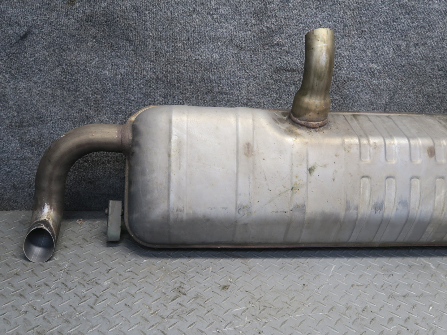 12-15 Mercedes W166 ML350 Rear Exhaust Muffler 1664900715 OEM