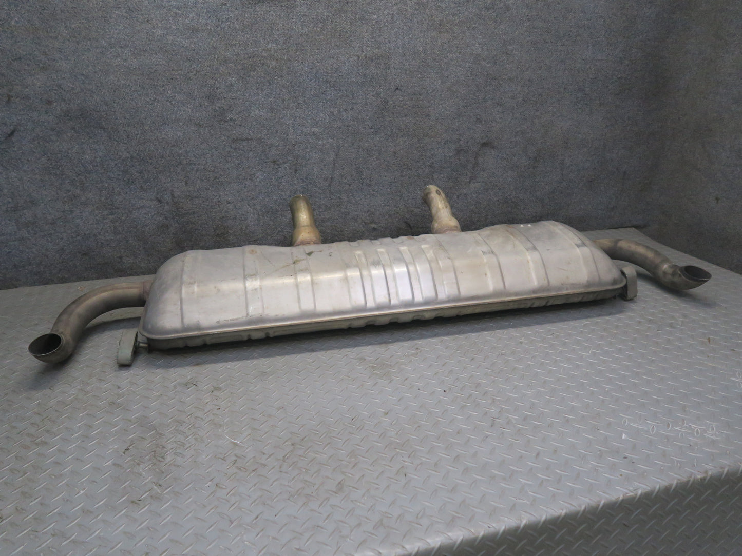 12-15 Mercedes W166 ML350 Rear Exhaust Muffler 1664900715 OEM