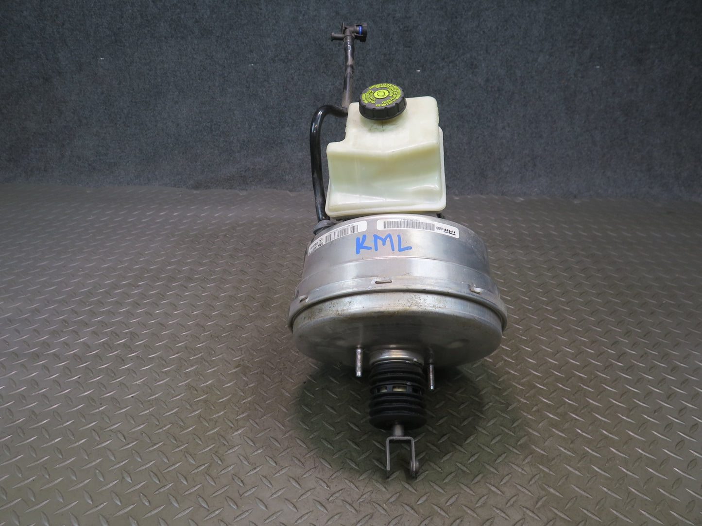 12-15 Mercedes W166 Ml-class Brake Master Cylinder Booster Fluid Reservoir OEM