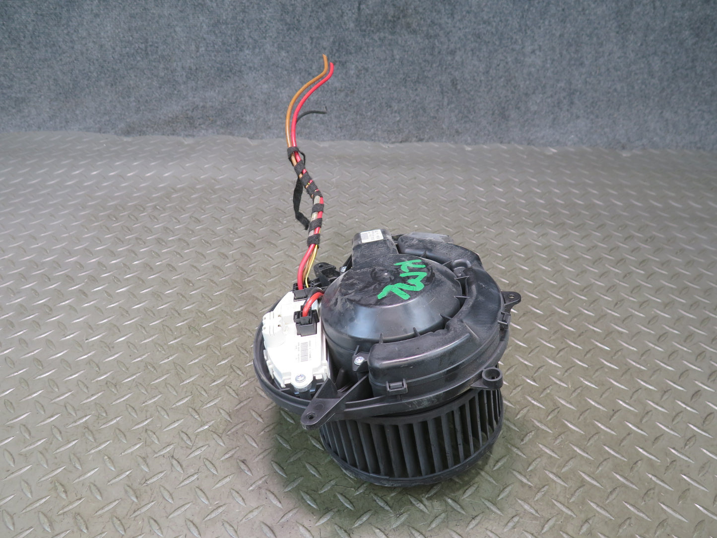 12-15 Mercedes W166 Ml-class A/C Heater Blower Motor Fan w Resistor OEM