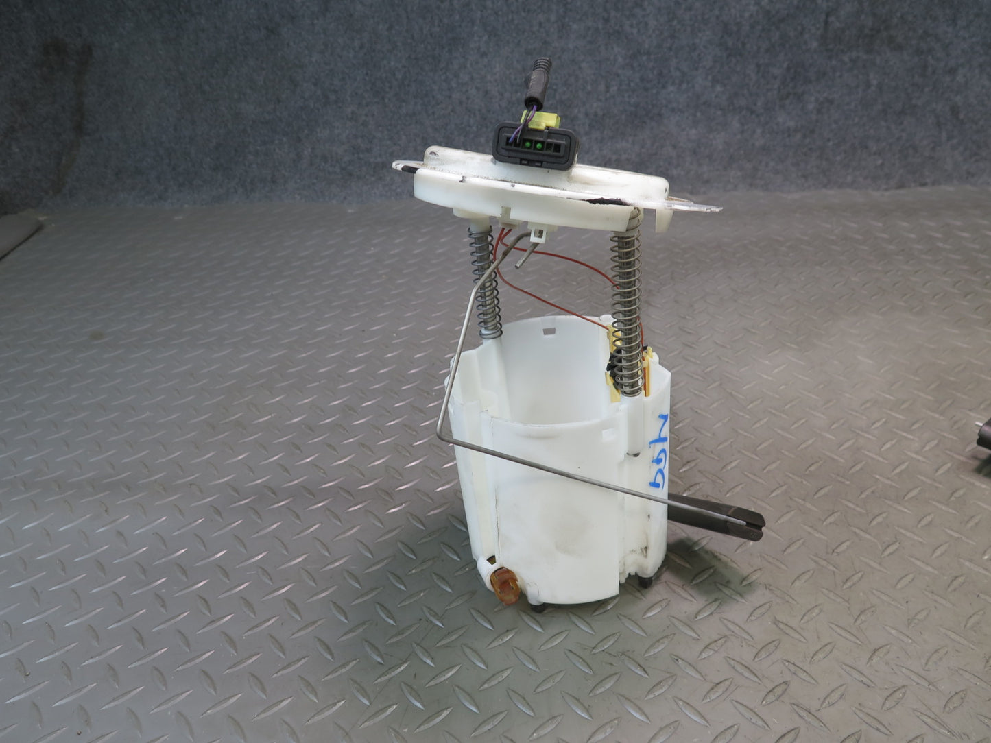 2014-2020 Maserati Ghibli M157 SQ4 3.0L Right & Left Side Fuel Gas Tank Pump Set