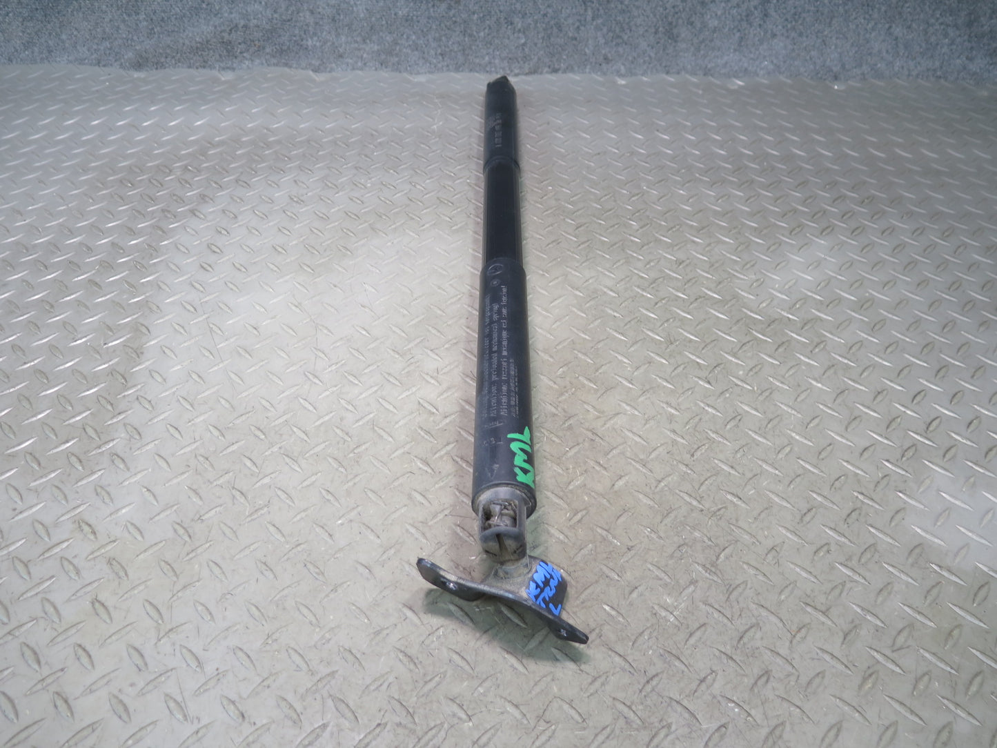12-15 Mercedes W166 Ml-class Set of 2 Rear Trunk Tailgate Lift Strut Shock OEM