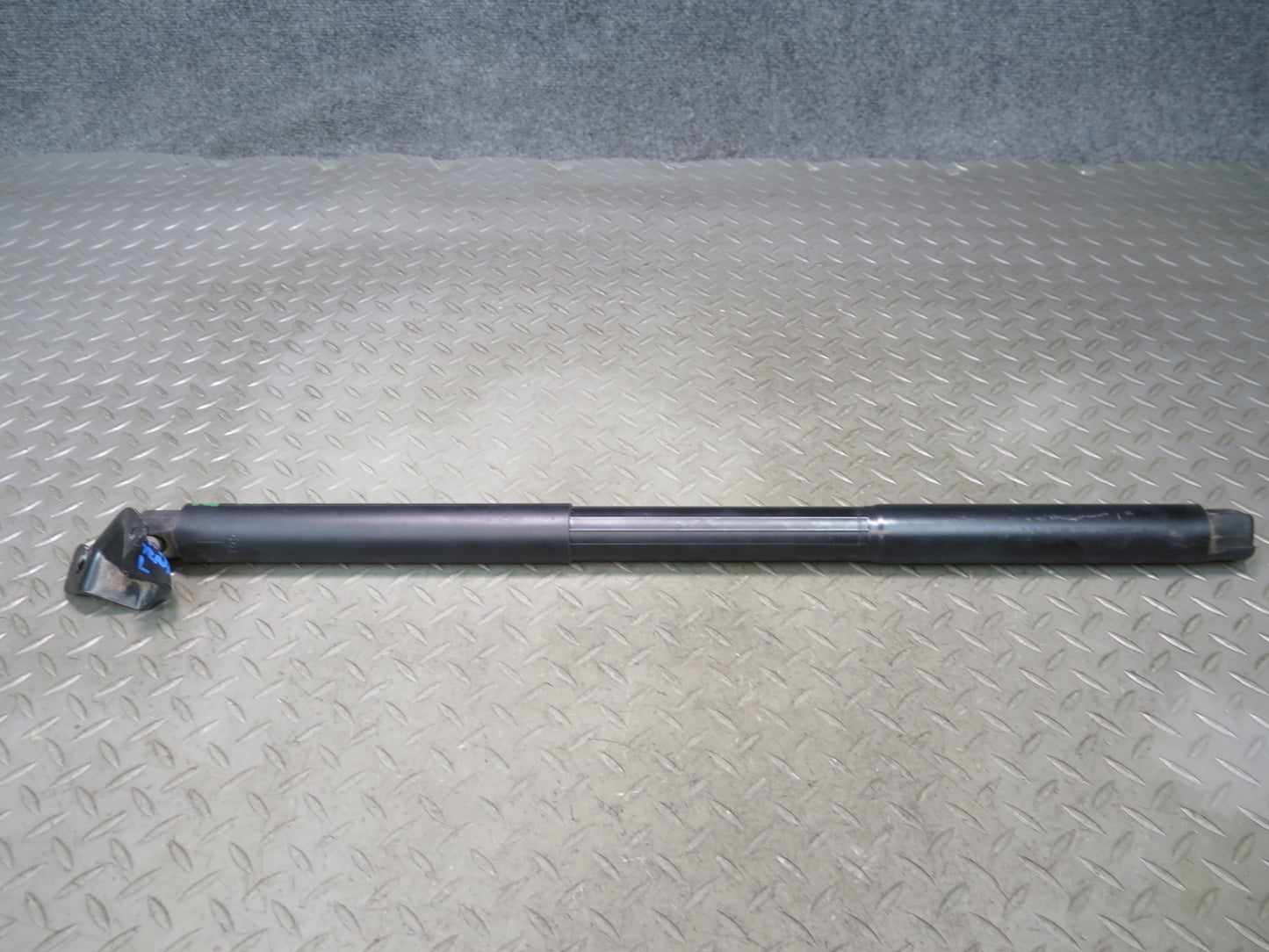12-15 Mercedes W166 Ml-class Set of 2 Rear Trunk Tailgate Lift Strut Shock OEM