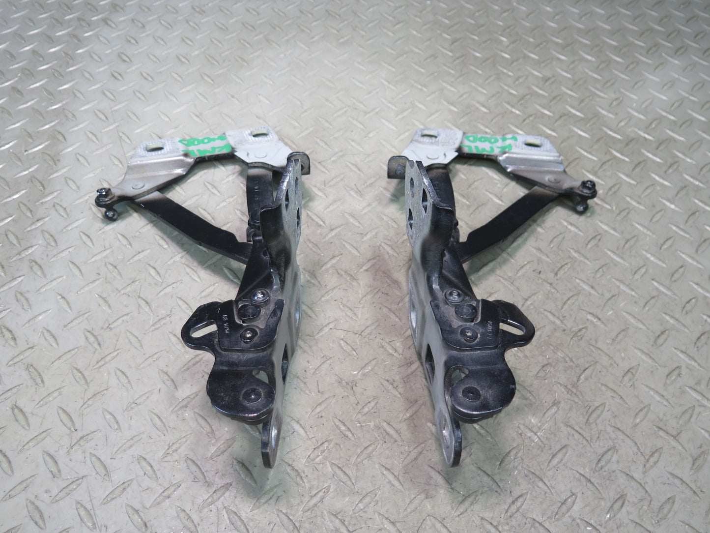 12-15 Mercedes W166 Ml-class Set of 2 Front Left & Right Hood Hinge OEM