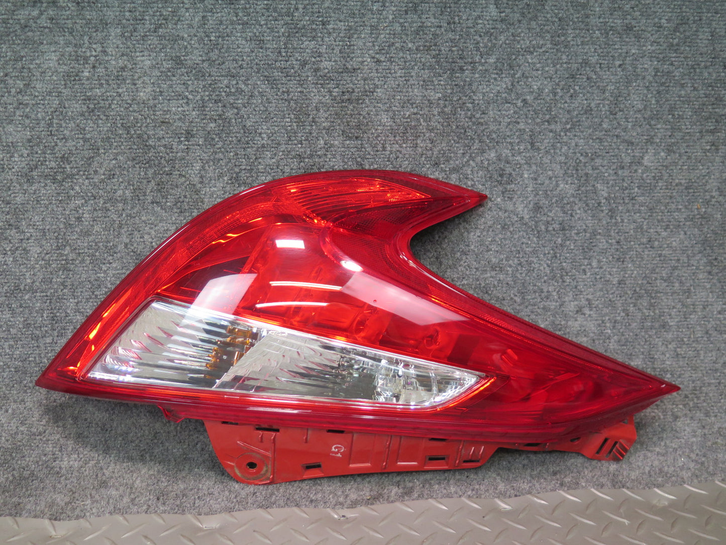 09-17 Nissan Z34 370Z Rear Left LED Tail Light Lamp 31K Miles OEM