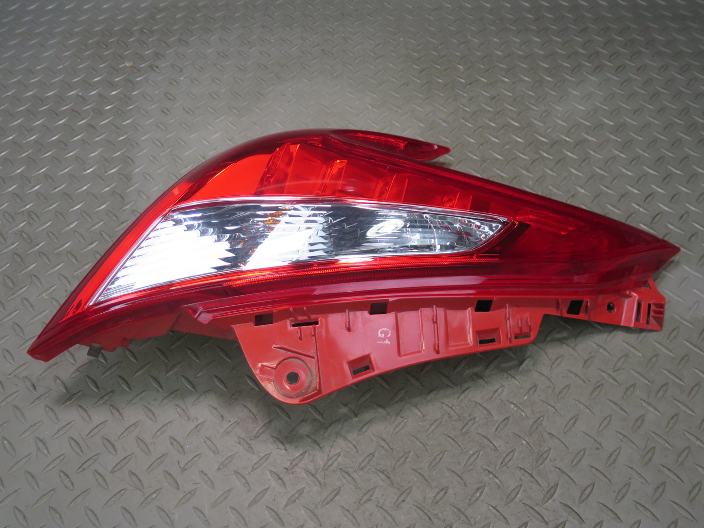 09-17 Nissan Z34 370Z Rear Left LED Tail Light Lamp 31K Miles OEM
