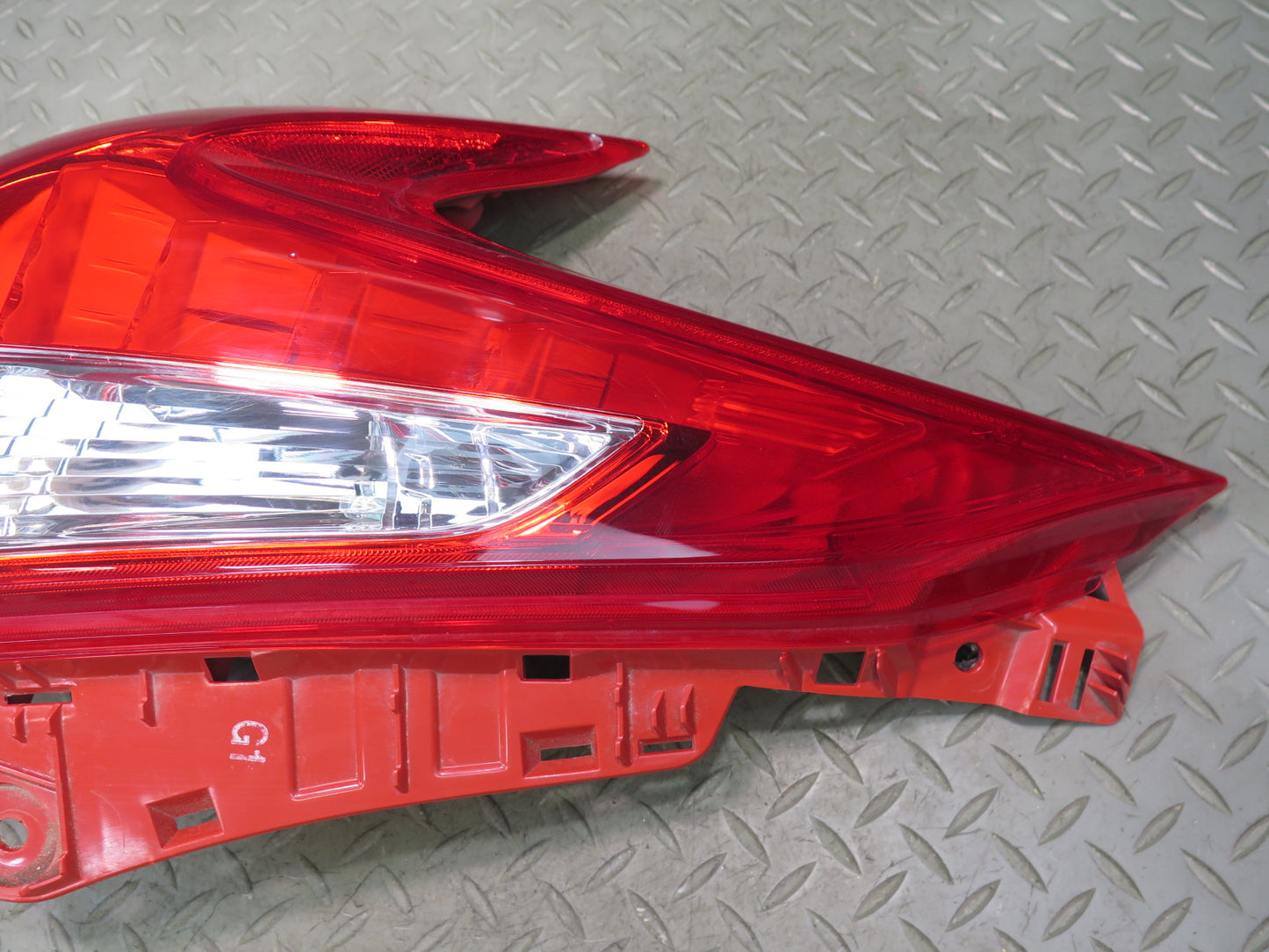 09-17 Nissan Z34 370Z Rear Left LED Tail Light Lamp 31K Miles OEM
