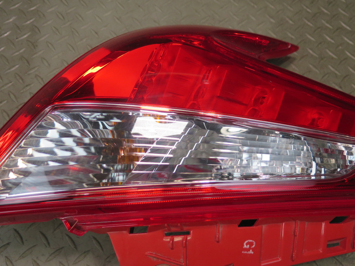 09-17 Nissan Z34 370Z Rear Left LED Tail Light Lamp 31K Miles OEM