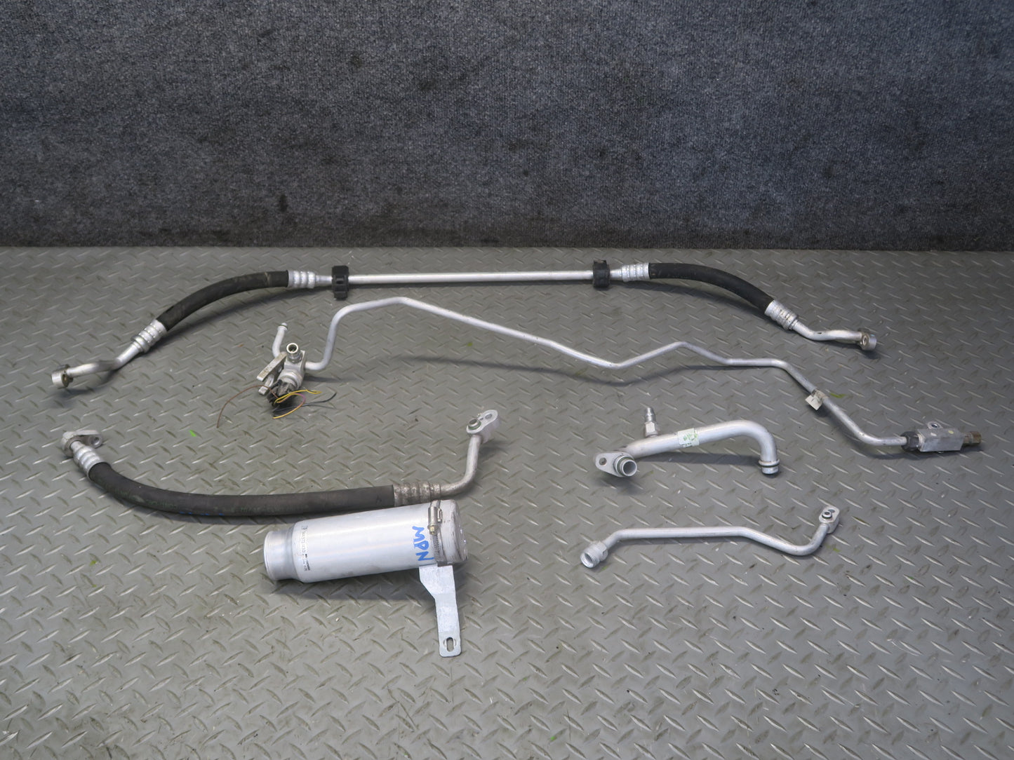 2002-2005 Porsche 911 996 A/C Air Condition Hose Pipe Line Dryer Set