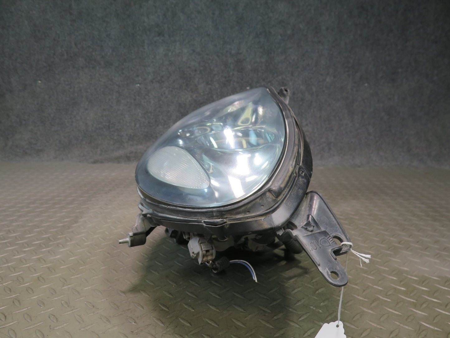 02-05 Lexus UZZ40L SC430 Left Driver Side Halogen Headlight Lamp Assembly OEM
