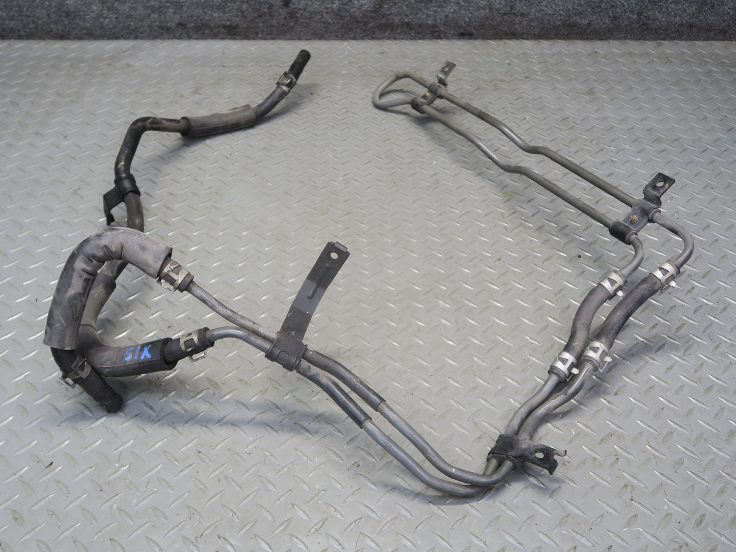 02-05 Lexus JCE10L IS300 Power Steering Oil Pressure Hose Pipe Line Set OEM