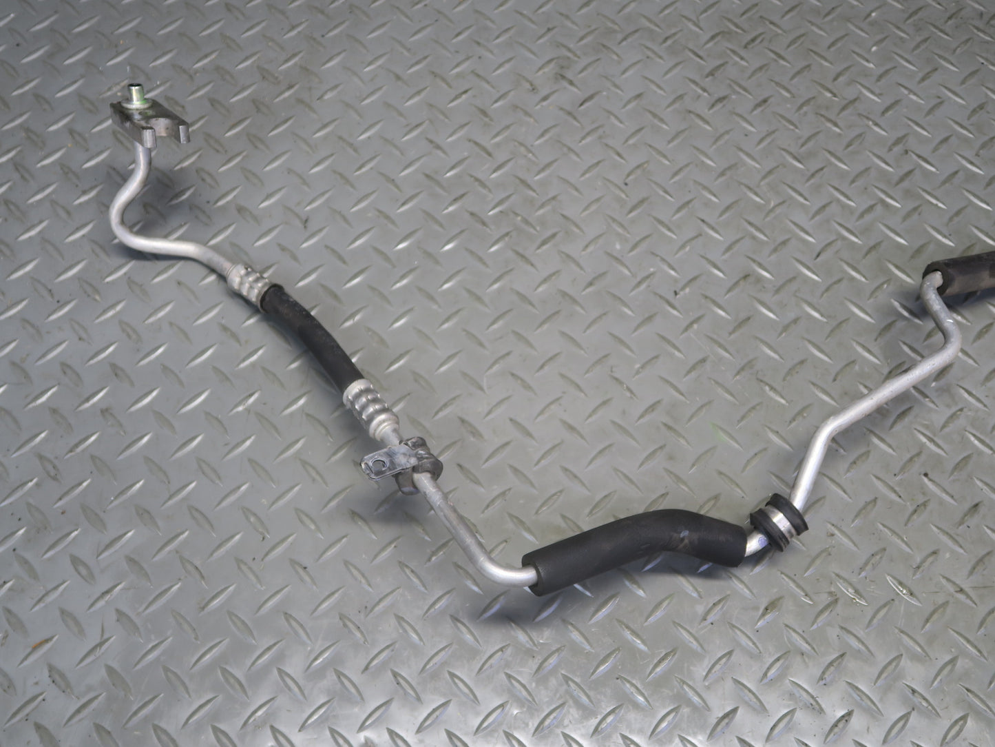 2014-2020 Maserati Ghibli M157 SQ4 3.0L A/C AC Air Condition Hose Line Pipe Set