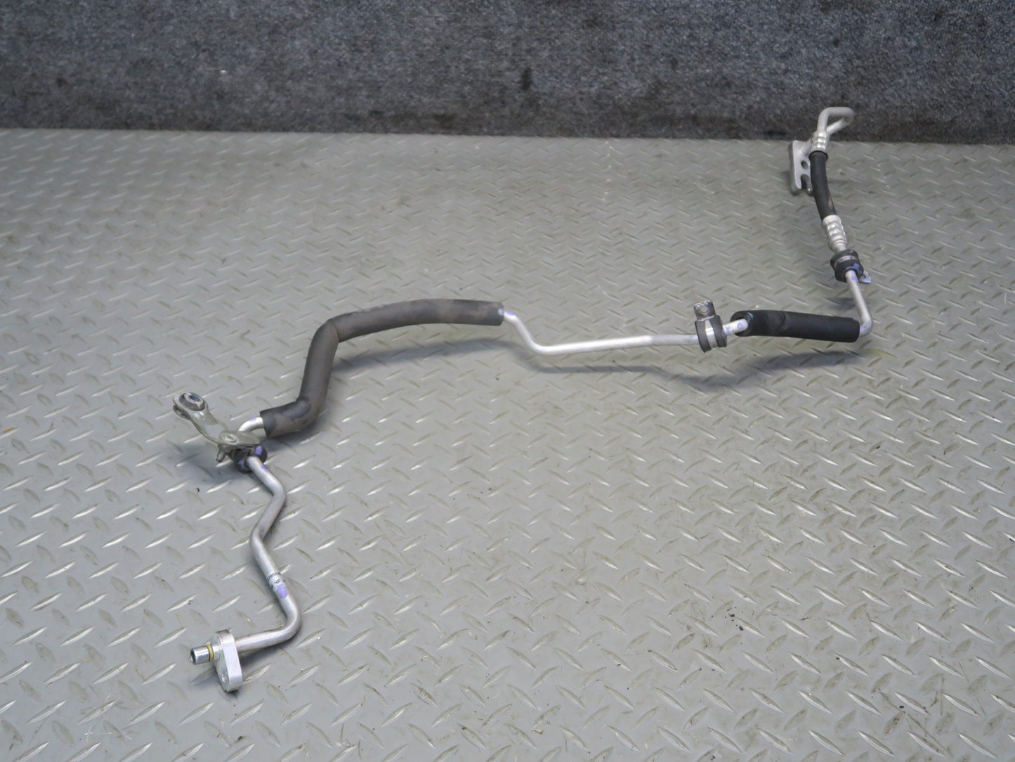 2014-2020 Maserati Ghibli M157 SQ4 3.0L A/C AC Air Condition Hose Line Pipe Set