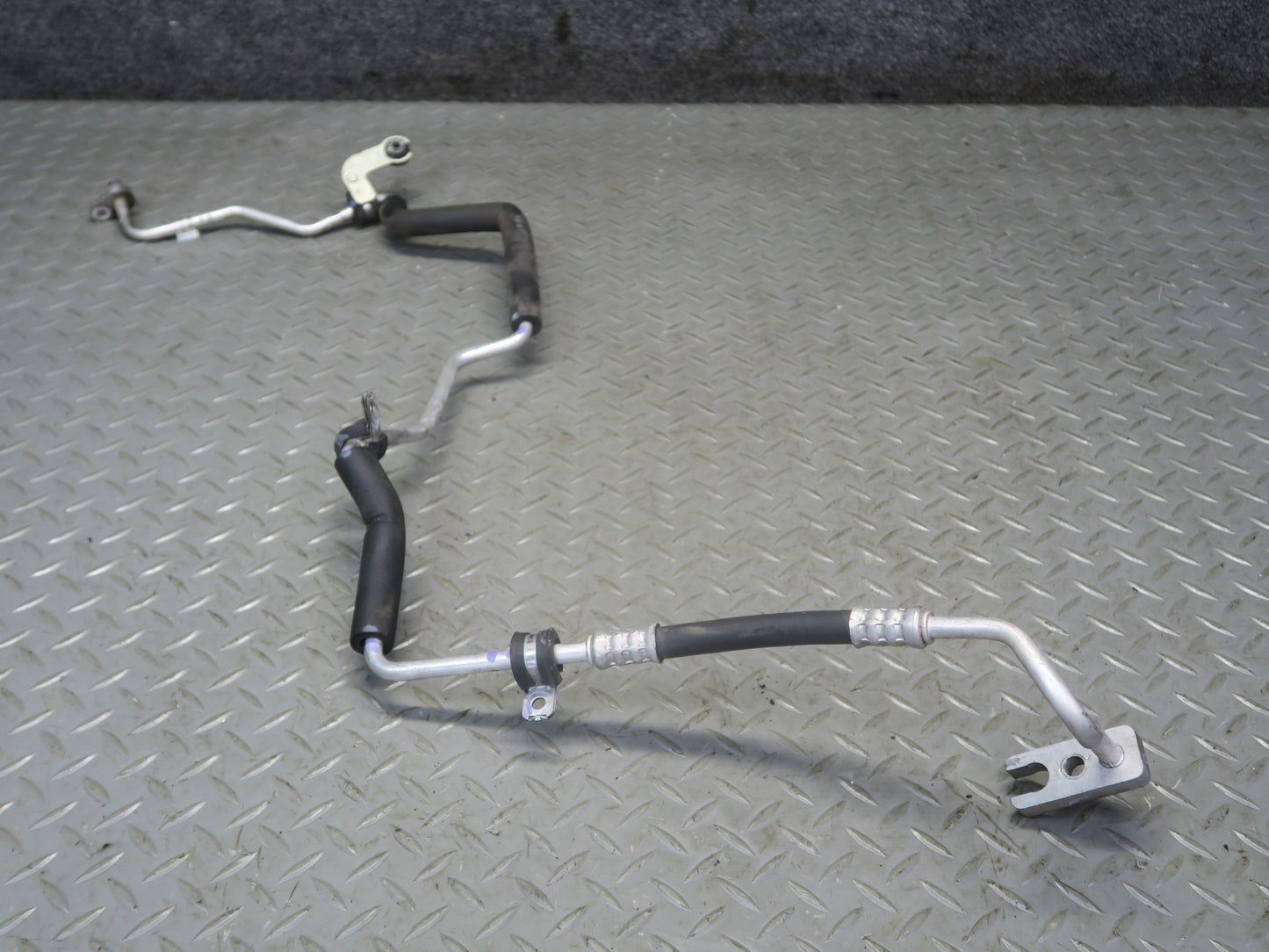 2014-2020 Maserati Ghibli M157 SQ4 3.0L A/C AC Air Condition Hose Line Pipe Set