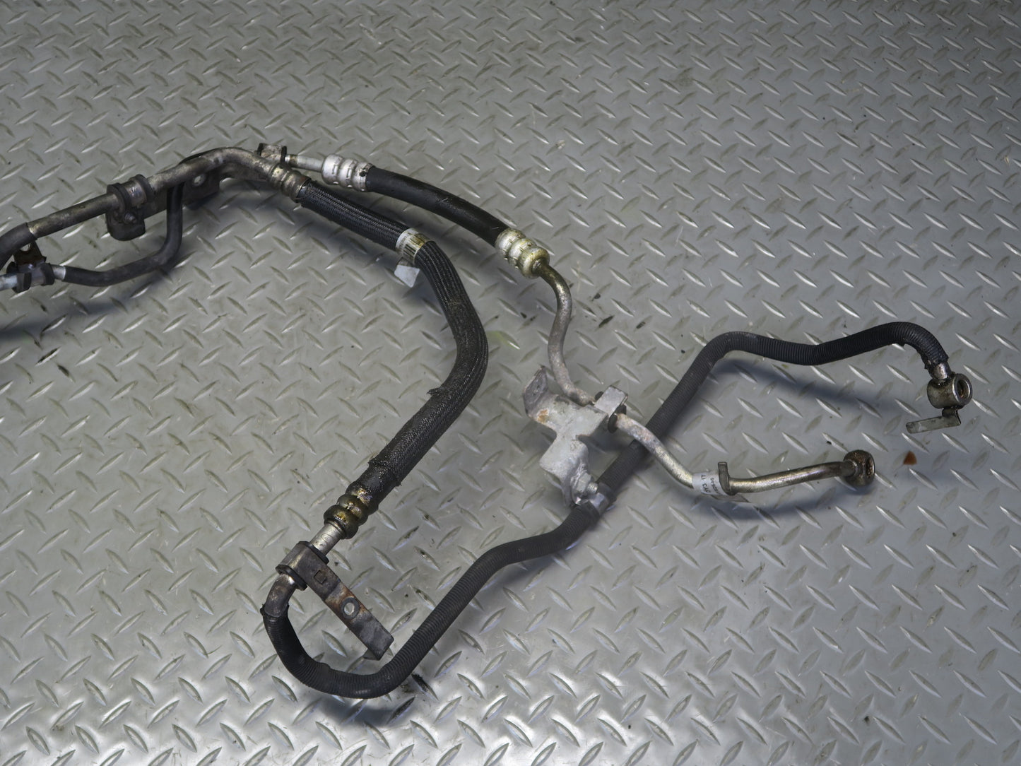 2014-2020 Maserati Ghibli M157 SQ4 3.0L Power Steering Hose Line Pipe Set