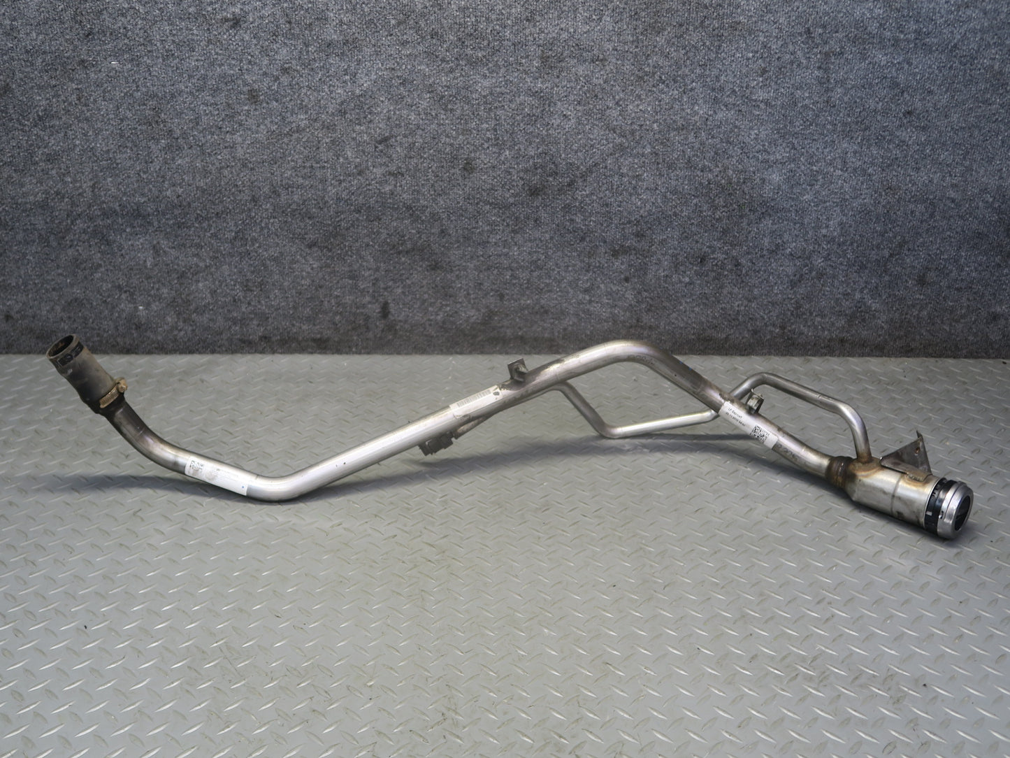 2014-2020 Maserati Ghibli M157 SQ4 Fuel Tank Gas Filler Neck Hose Tube Pipe