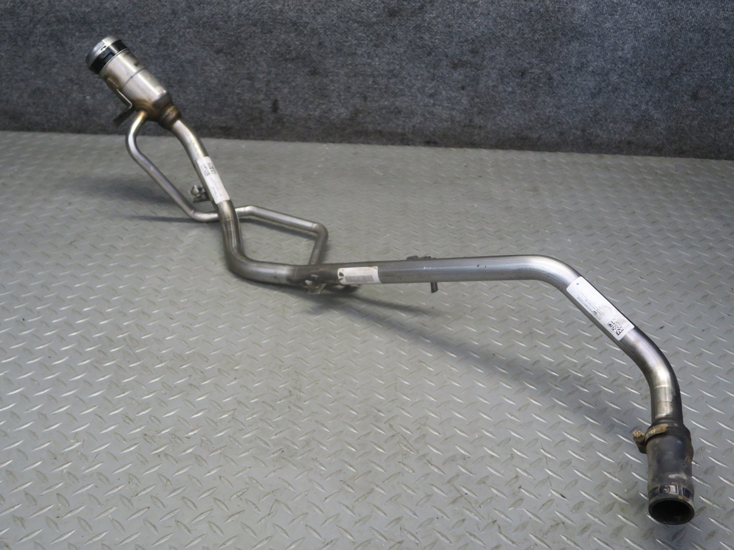 2014-2020 Maserati Ghibli M157 SQ4 Fuel Tank Gas Filler Neck Hose Tube Pipe
